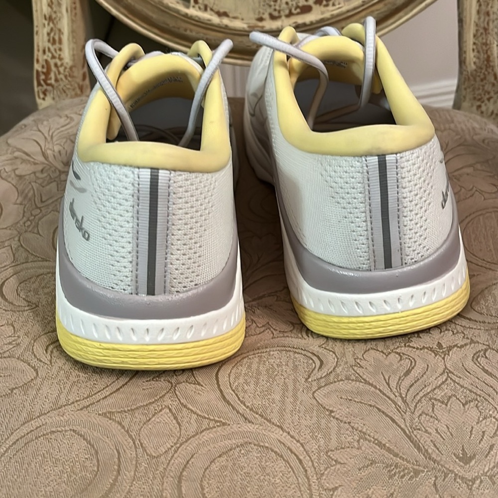 Dansko Sneakers - Picture 3 of 8